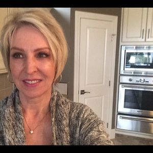 Meet your Posher, Diane